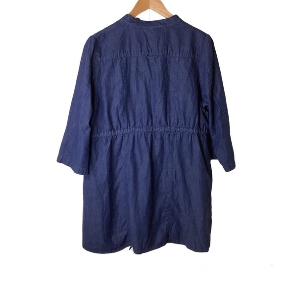 Lane Bryant Size 14/16 100% Cotton Blue Chambray Top V-neck Drawstring Roll Tab - Picture 2 of 10